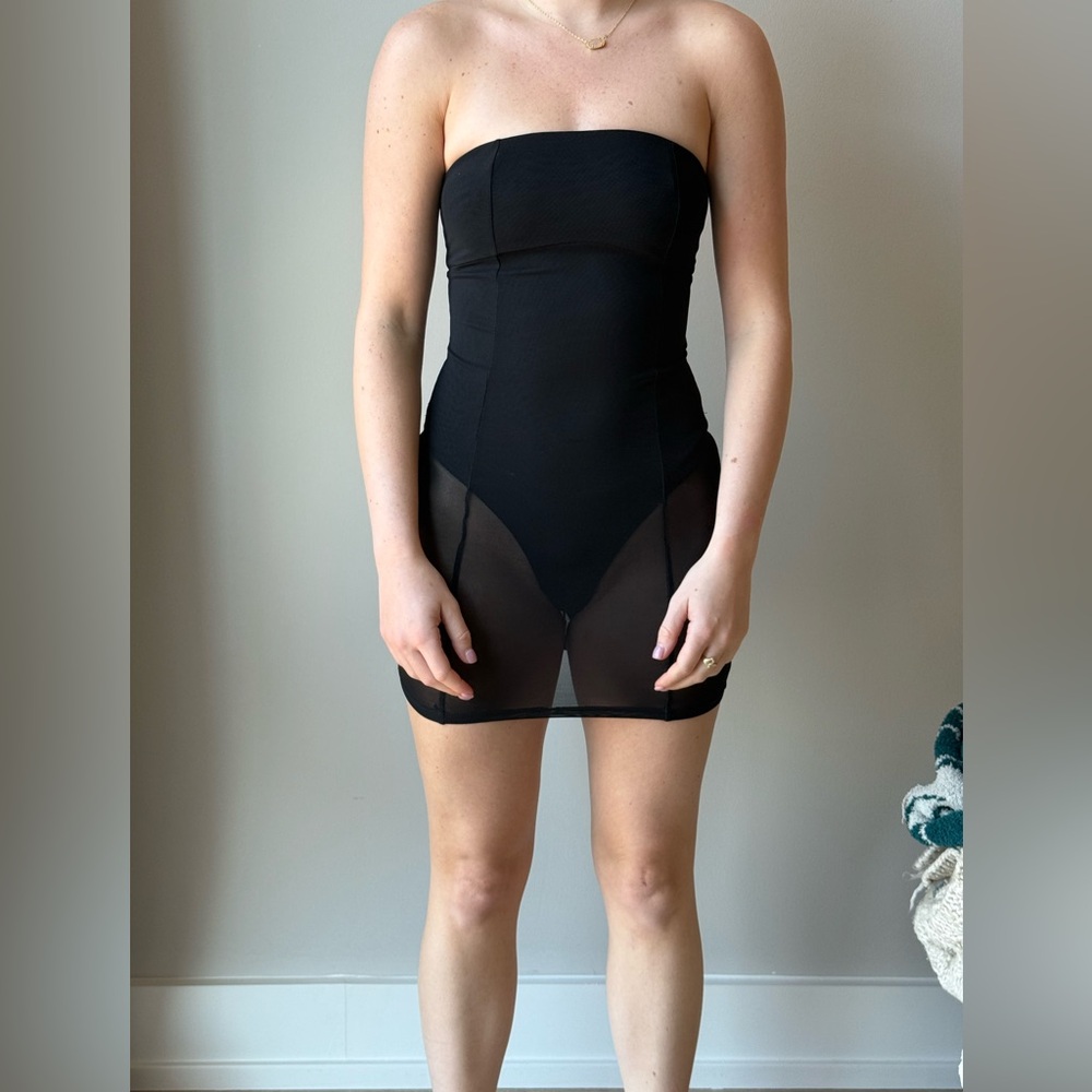 White fox Black Strapless Bodycon Dress